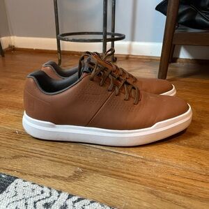 Footjoy Contour spikeless golf shoes